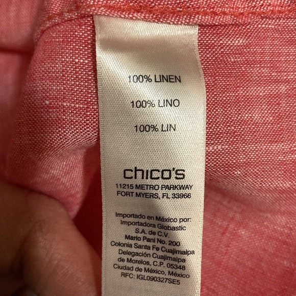 Chicos size 1 Large 100% linen button front top - Picture 6 of 6